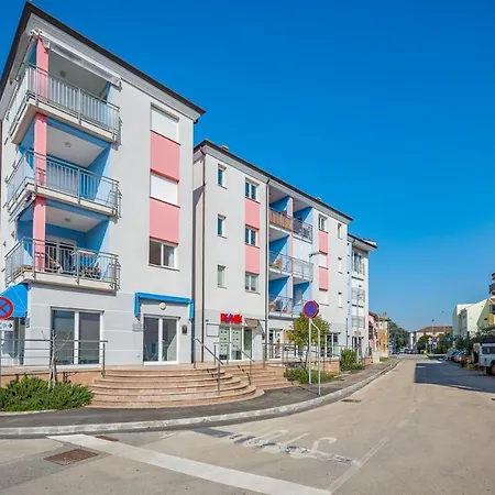 Nirvana Apartman *
