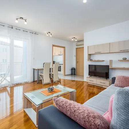 Nirvana Apartman